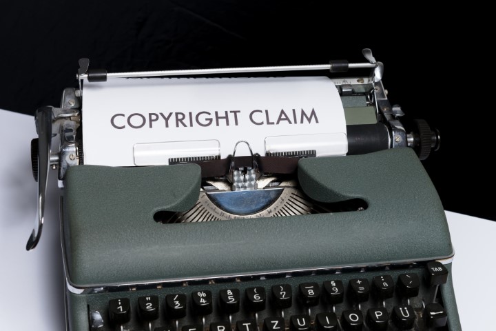 stworzenie logo prawa autorskie do grafiki umowa z grafikiem prawa autorskie